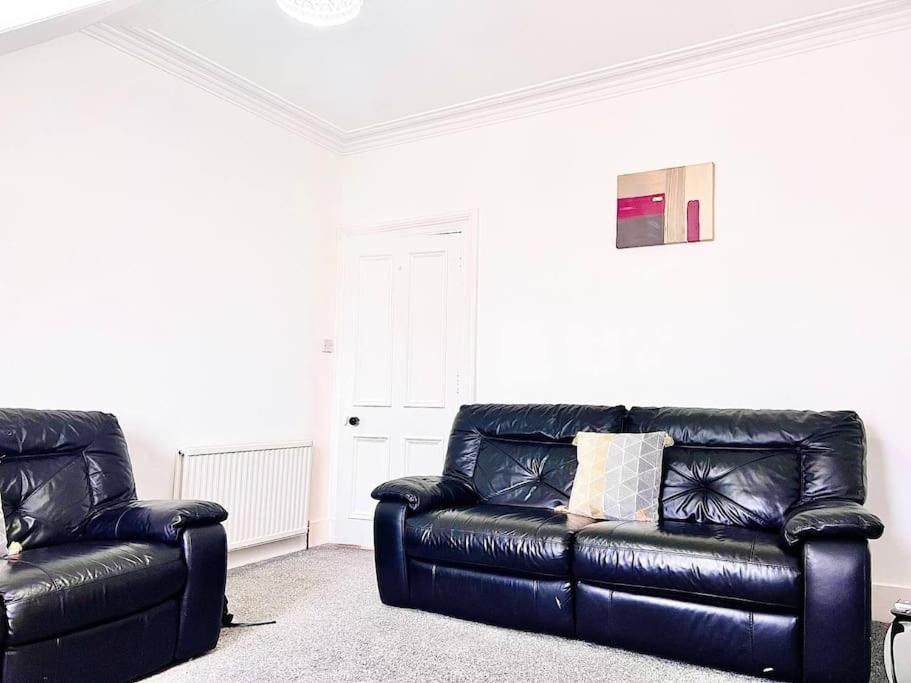 Crown House Two Bedroom Apartment Aberdeen Exterior foto