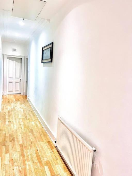 Crown House Two Bedroom Apartment Aberdeen Exterior foto